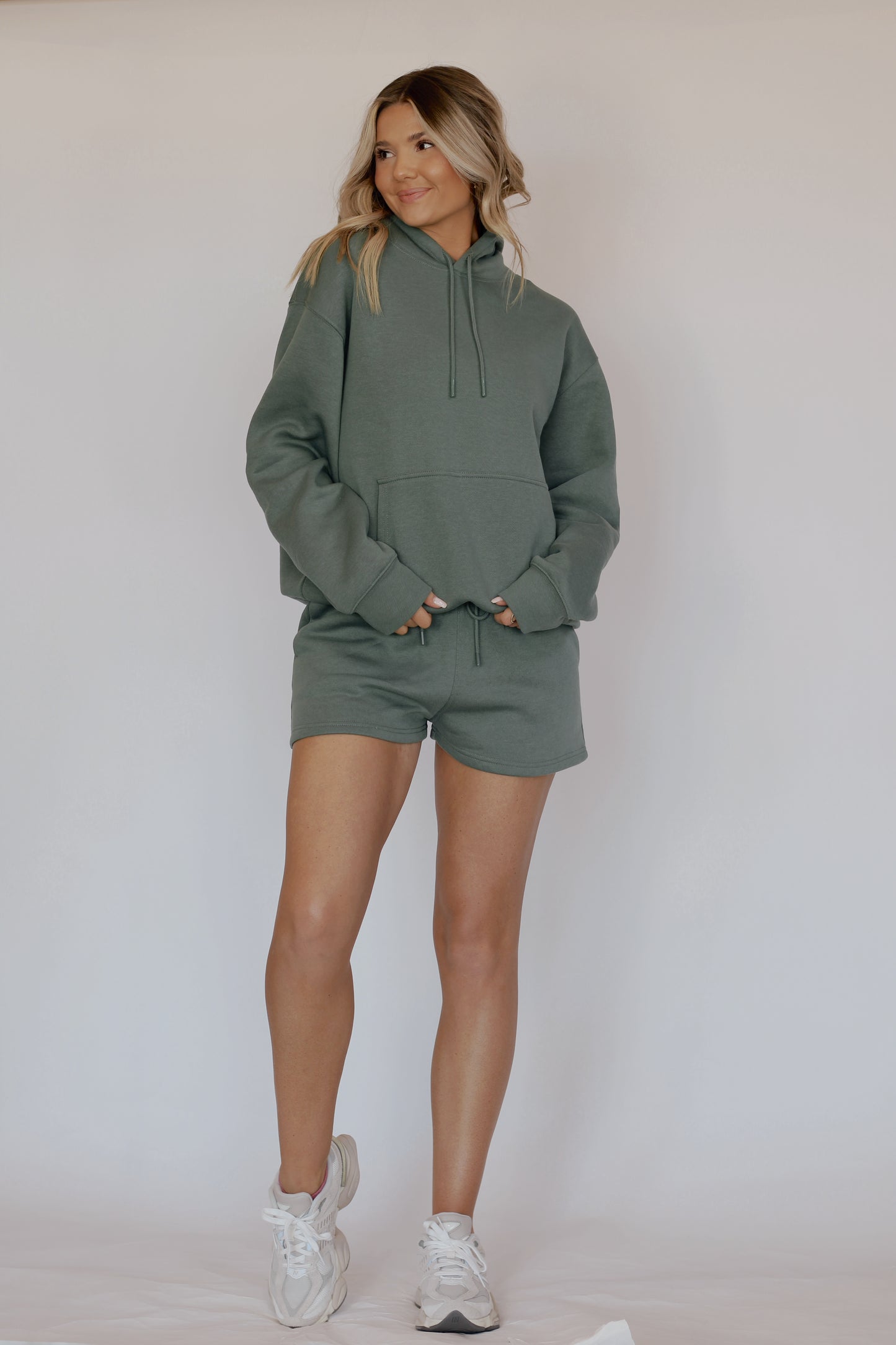 Wander Hoodie- Eldergreen