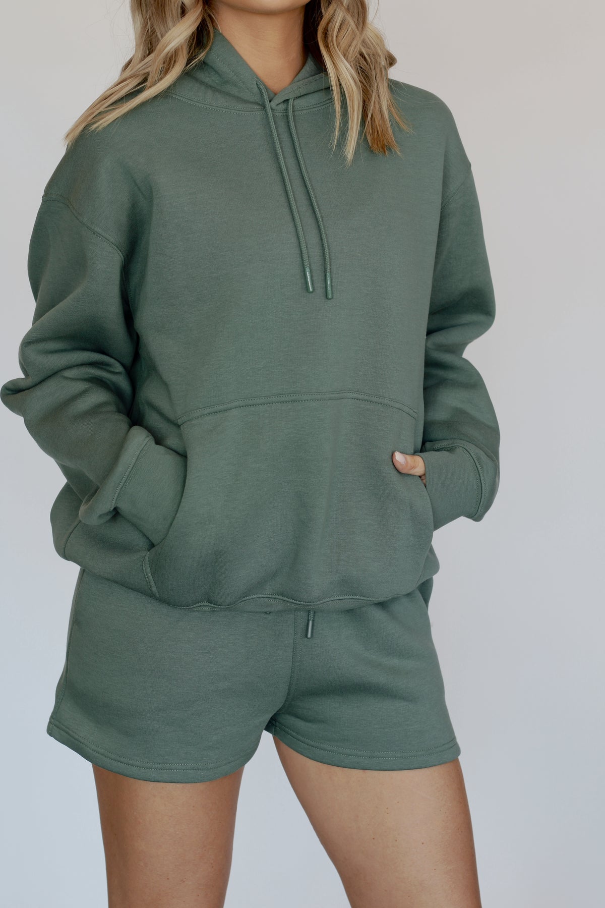 Wander Sweat Shorts- Eldergreen