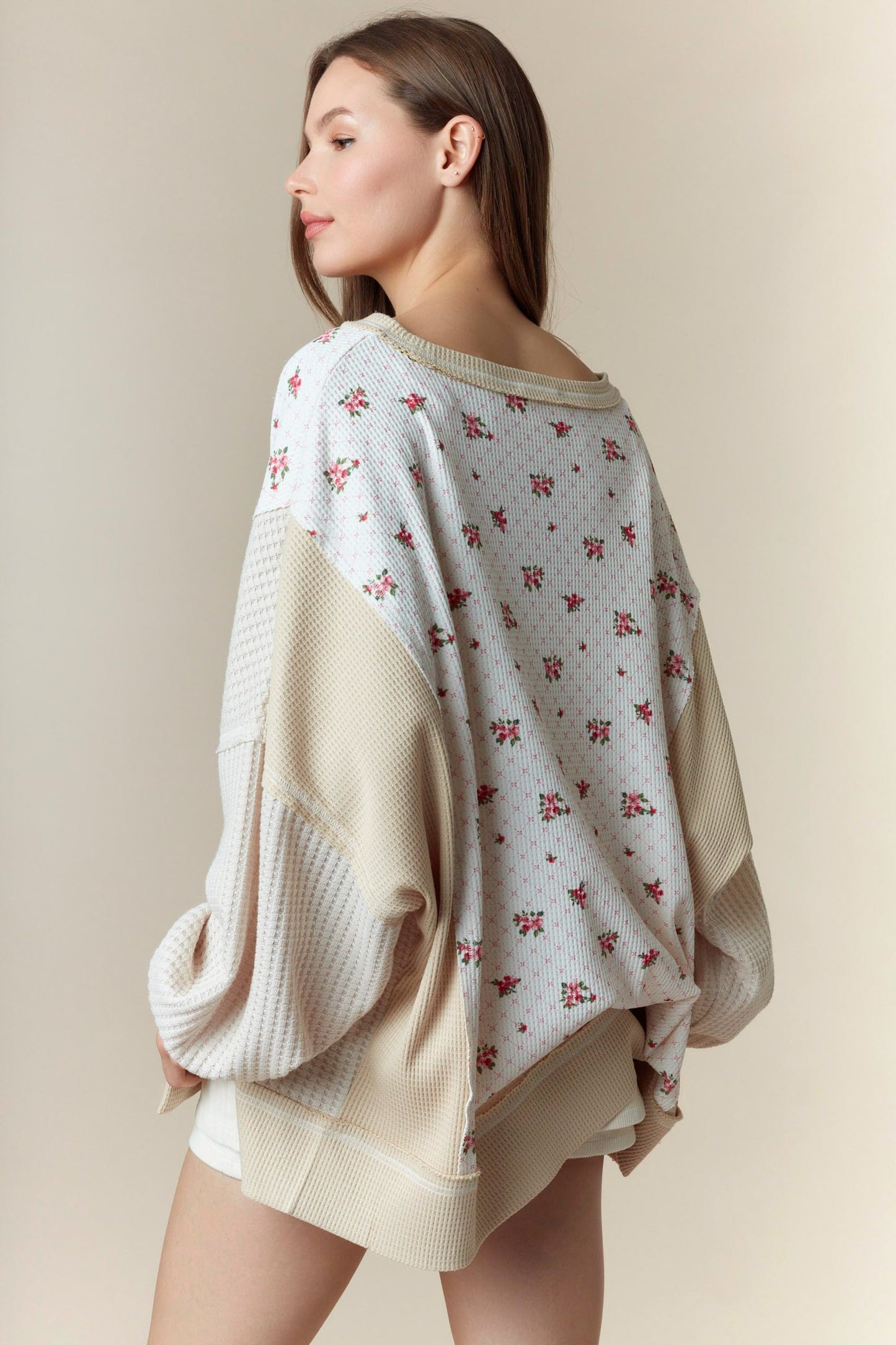 Wander in Bloom Crewneck- Taupe