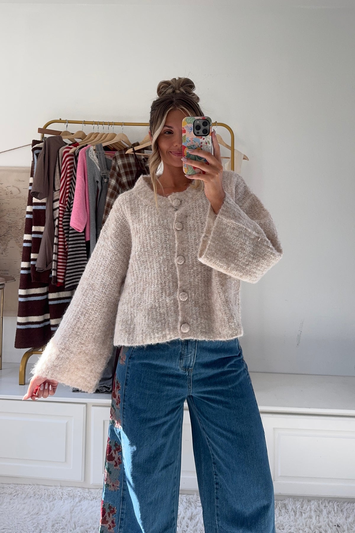 The Aspen Après Cardigan- Oatmeal