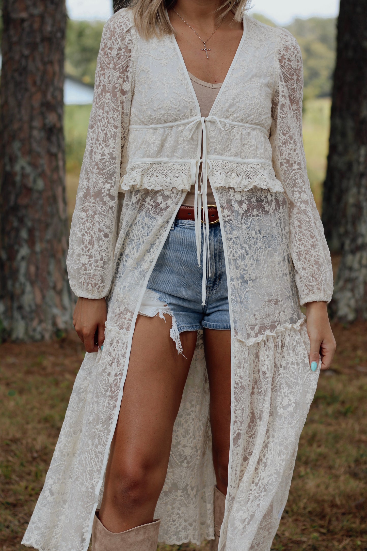 Cowboys & Cabernet Lace Duster- Ecru