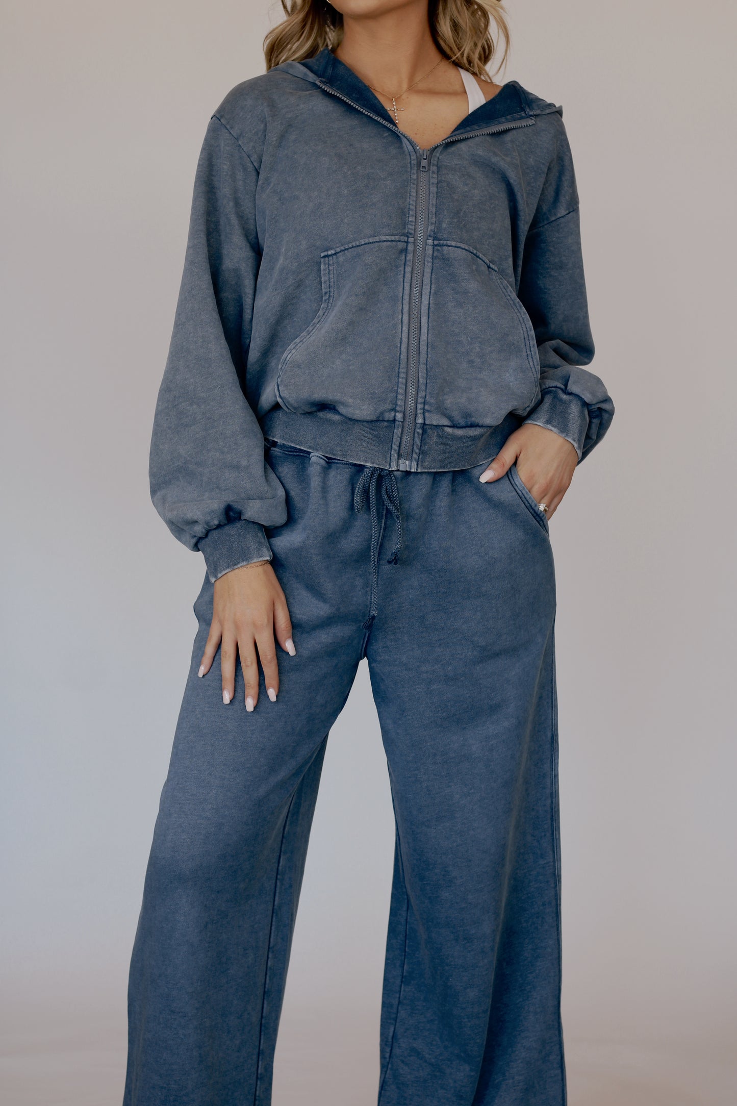 The Voyage Mineral Set- Indigo