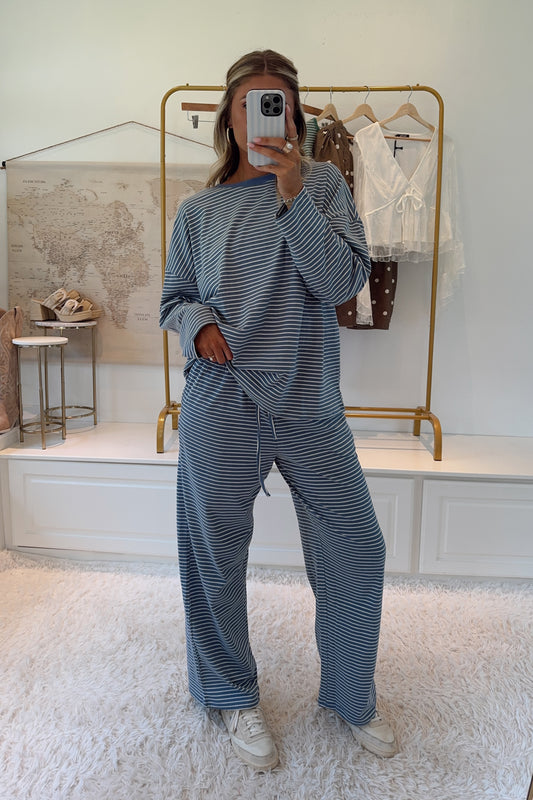 Let's Wander Stripe Set- Dusty Blue