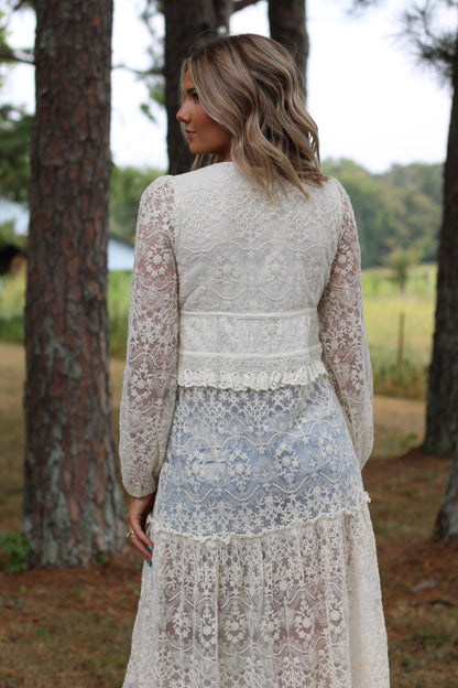 Cowboys & Cabernet Lace Duster- Ecru