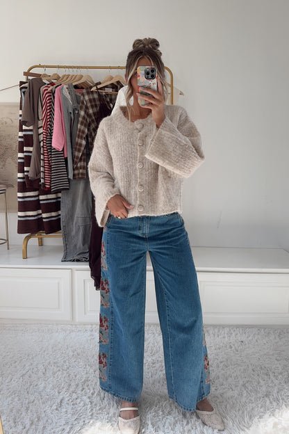 The Aspen Après Cardigan- Oatmeal