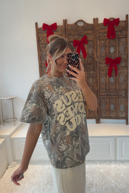 JESUS LOVES YOU TEE- CAMO