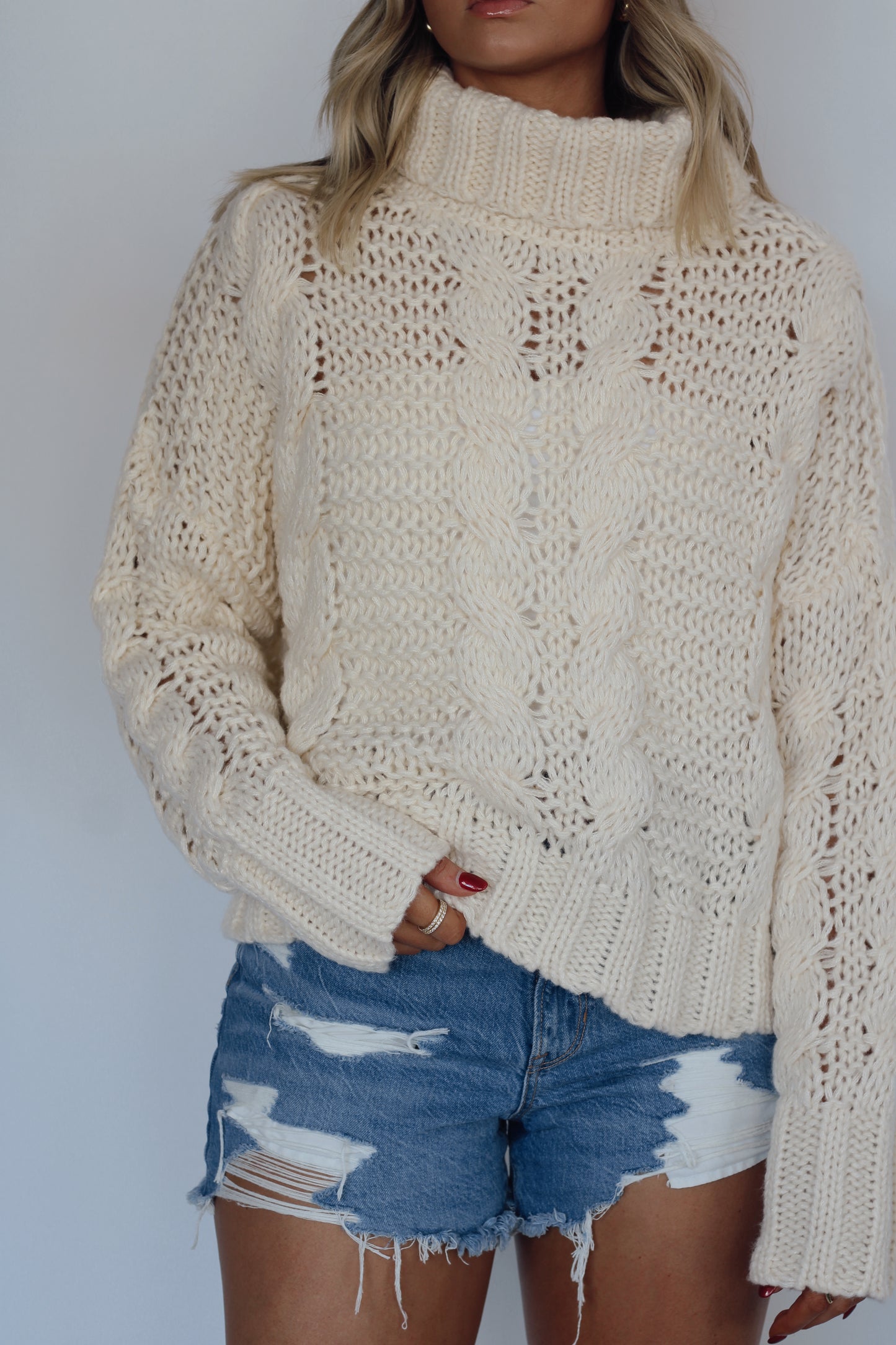 Caitlyn Chunky Knit Turtle Neck Sweater- Cream